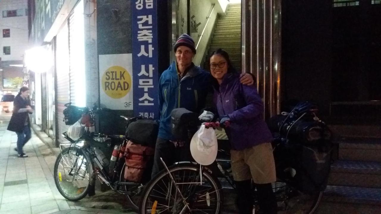 Silk Road Hostel 釜山 外观 照片