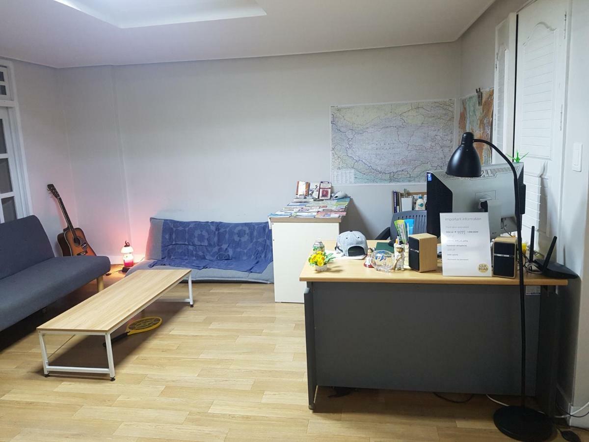 Silk Road Hostel 釜山 外观 照片